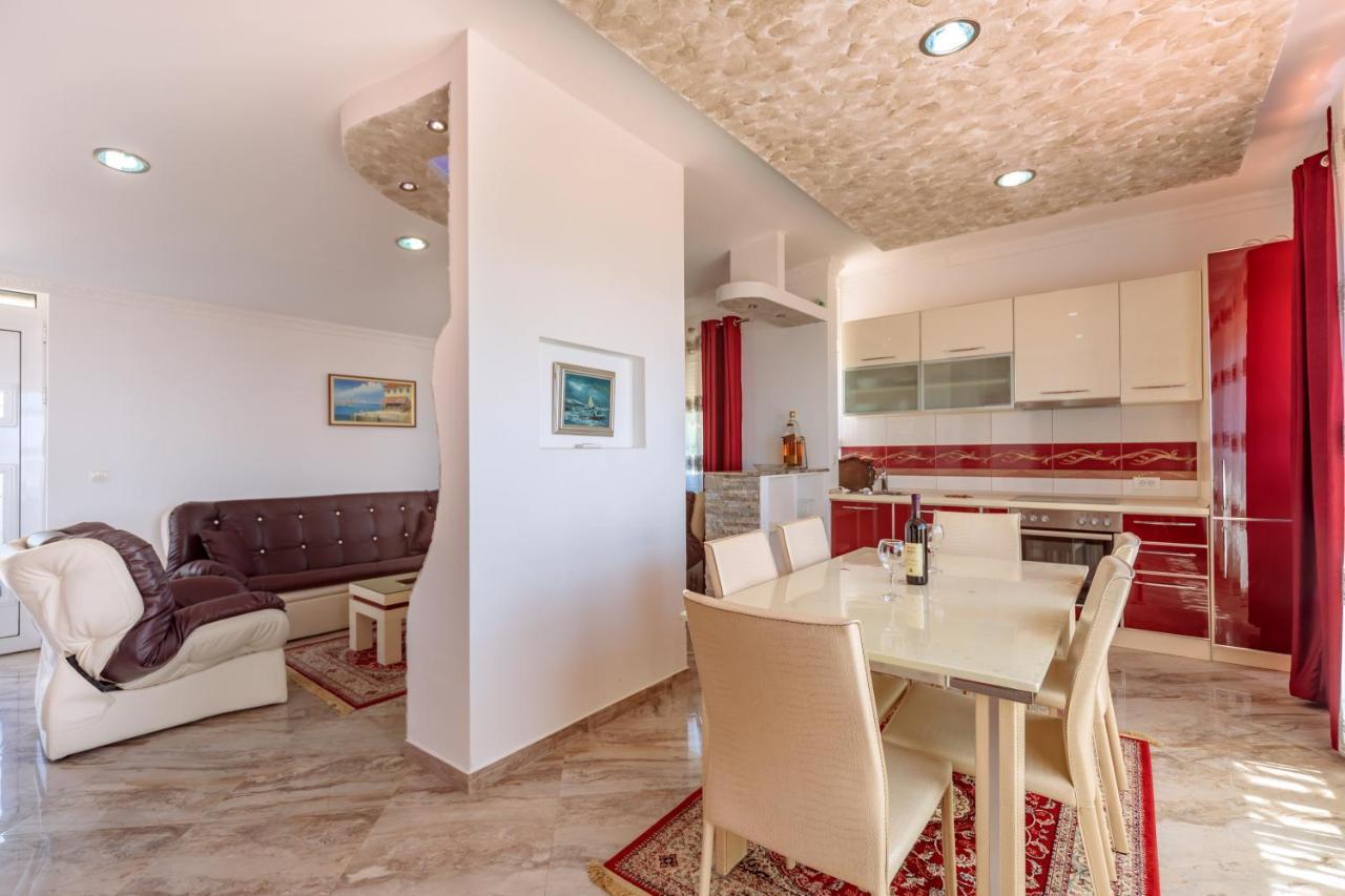 Ani Apartmani 도브라 보다 외부 사진